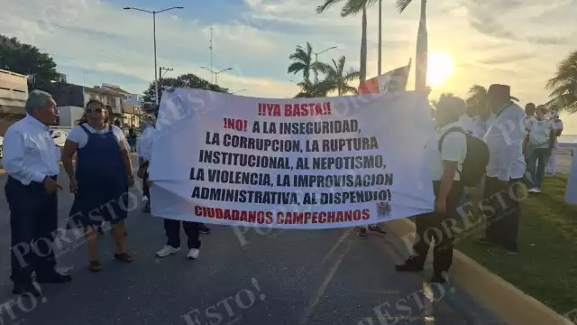 Cansados de la violencia, campechanos protestan por la paz en el país
