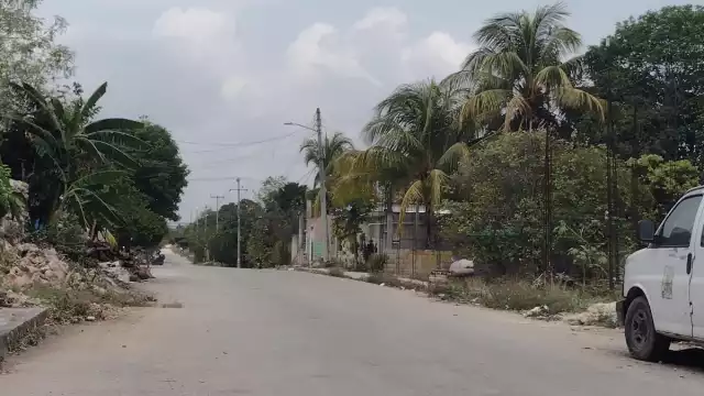 Los hombres armados, sometieron a una mujer y un menor de edad, a quienes les exigieron que no intervinieran y así no les pasaría nada