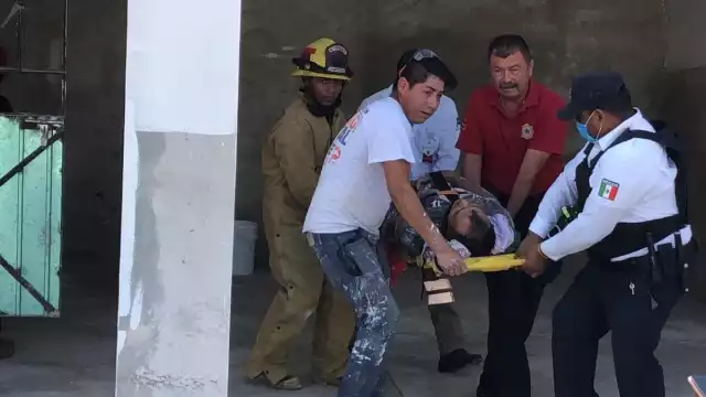El hombre fue trasladado al Hospital de Especialidades