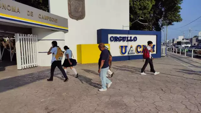 Ajuntan calendario escolar en la UAC