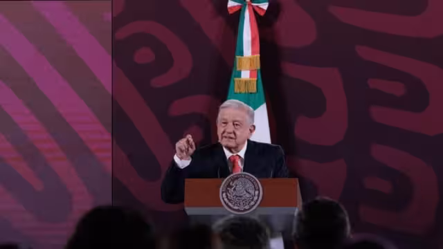 El presidente de la República propuso buscar alternativas como “mafia del poder” o “conservadurismo corrupto”, para no infringir las nuevas directrices