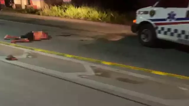 El responsable abandonó su automóvil en la escena.