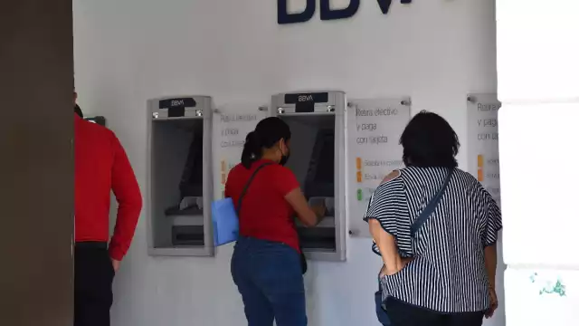 Los delincuentes operan comúnmente en cajeros automáticos