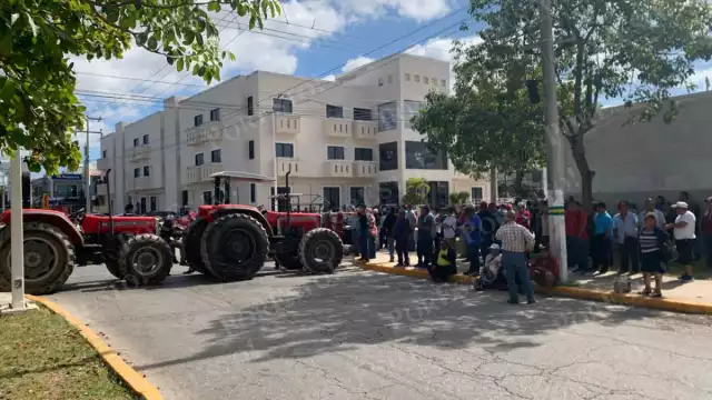 La protesta se intensificó tras la ausencia de diálogo gubernamental.