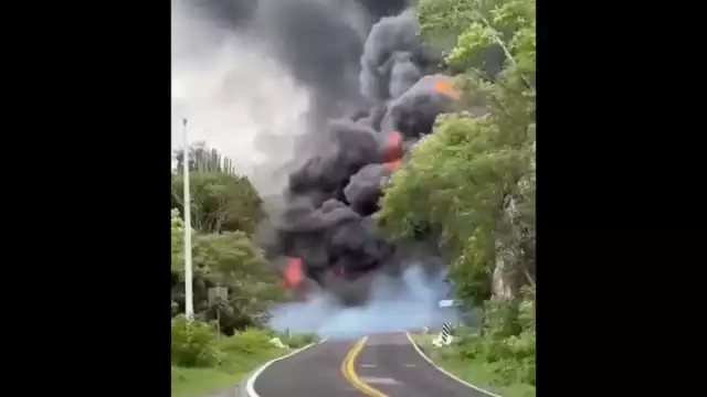 La carretera México-Acapulco quedó completamente cerrada por la gran explosión