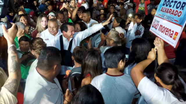 El aspirante guinda recorrió Santa Rosa y la comisaría de Caucel