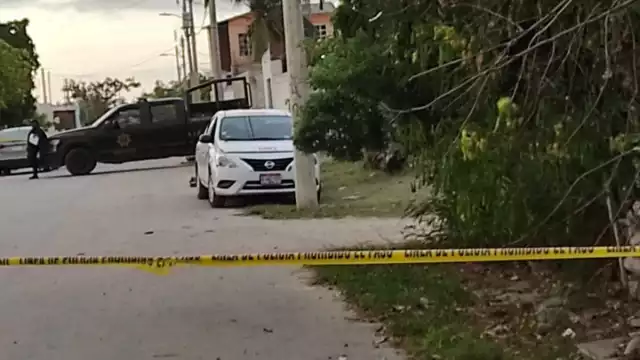 El taxi fue abordado por dos hombres en una fraccionamiento de Mérida
