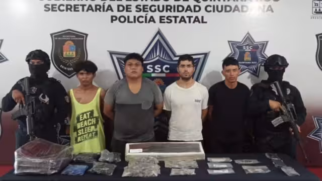 Además de las sustancias, se confiscó un arma larga