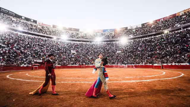 Sebastián Castella fue la figura en la Plaza de Toros México