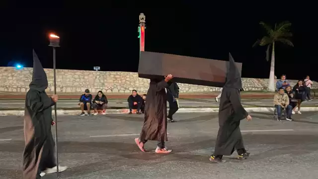 El grupo "Son del Mar" se encargará de amenizar la Quema de Juan Carnaval