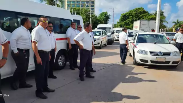 El delegado del sindicato de taxistas de Cozumel acusó que fue agredido por personal de la empresa Flex Shuttle