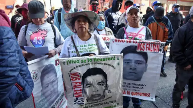 La reunión del Presidente de la república con los padres de los alumnos desaparecidos de Aytotzinapa, e enfocará en discutir los avances y continuar los esfuerzos para resolver el caso