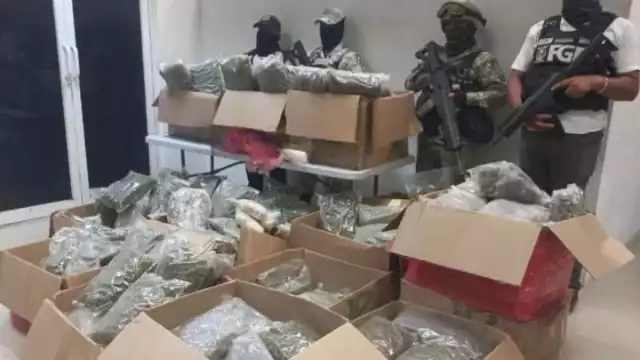 La zona fue acordonada para evitar que algún incidente pudiera poner en riesgo la vida de vecinos y ciudadanos