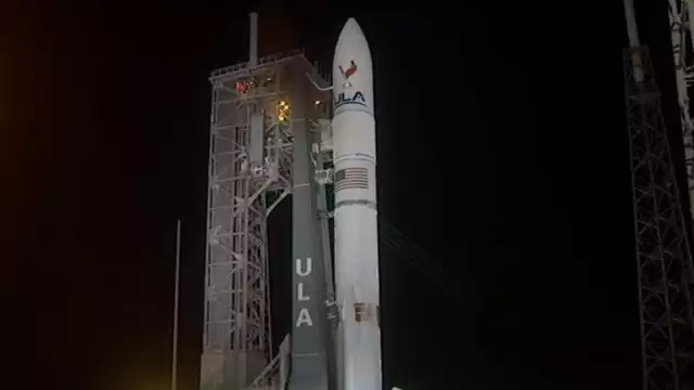 La misión 'Colmena' llegará en un mes a la Luna