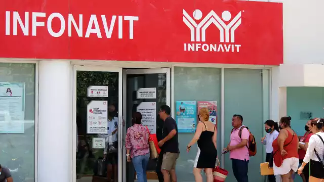 El ajuste para cubrir el saldo en pesos permite que la mensualidad se congele y no vuelva a subir, por lo que se vuelve más fácil que los trabajadores abonen