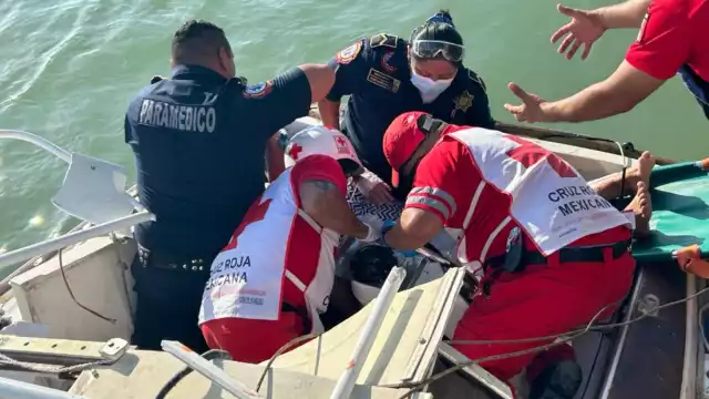 El hombre de 30 años se encontraba a 63 millas dentro del mar