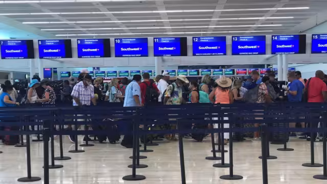 Este sábado también se registraron tres retrasos,