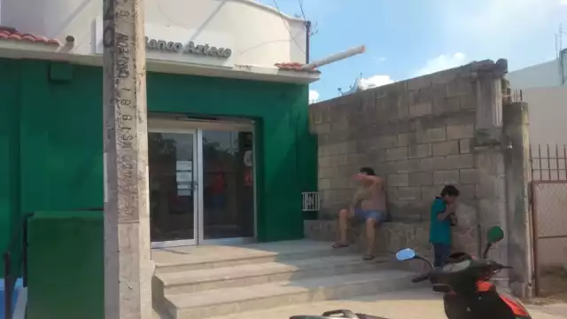 Las familias acuden a prestamos para poder pagar gastos en escuelas y alimento