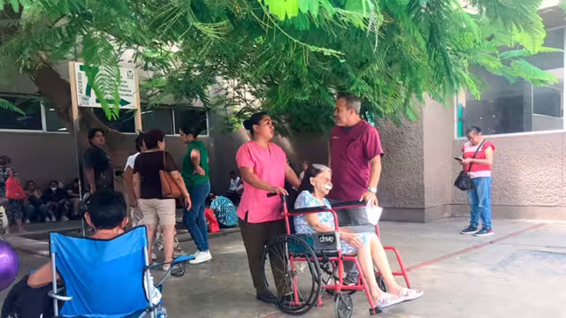 Cabe recordar que los pacientes permanecen así hasta que son canalizados cuando hay un lugar disponible