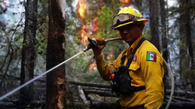Iván de Jesús Dzul Puc, bombero de la Secretaría de Seguridad Pública