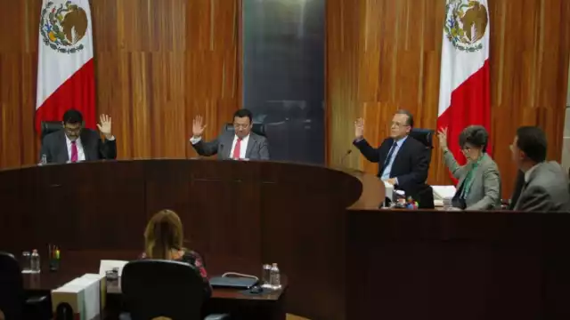 La sesión de la Sala Superior del Tribunal Electoral del Poder Judicial de la Federación prograada para las 14:00 horas de este miércoles, fue aplazada