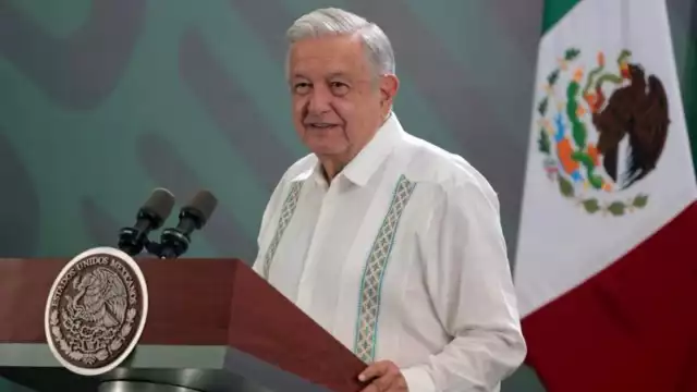 Andrés Manuel López Obrador encabeza este martes 2 de enero, la conferencia mañanera desde Tabasco