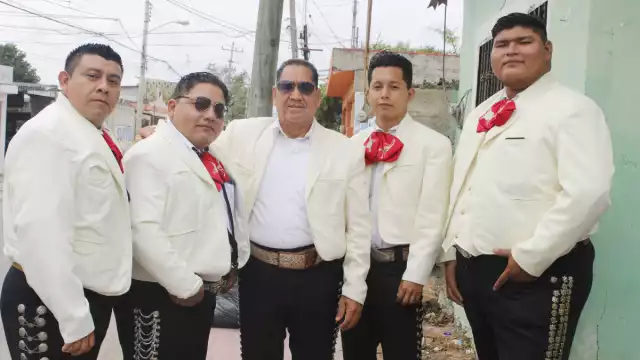 Agregaron que tuvieron unos seis servicios entre la noche y la madrugada