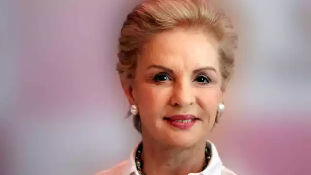 Es considerada como la diseñadora de moda hispana más reconocida a nivel mundial y toda una autoridad en materia de estilo