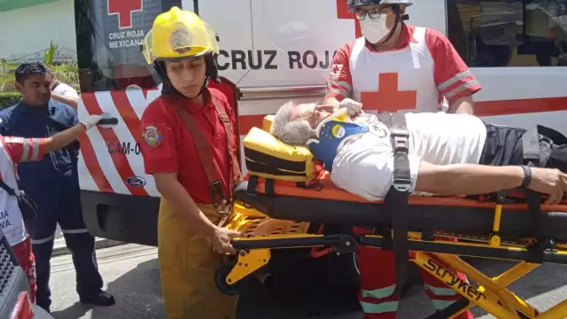 El hombre salió a calentar el motor y no se dio cuenta que tenía velocidades