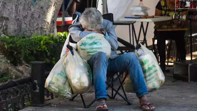 Los apartados del informe comprenden poblacio´n, la prevalencia de los trastornos mentales y adicciones