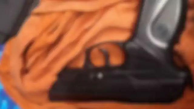 Una réplica de arma de fuego fue asegurada en el operativo