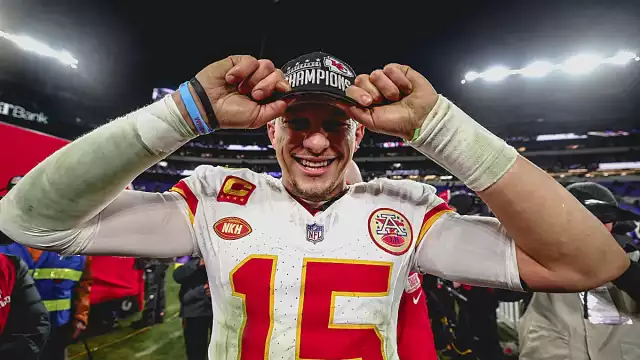 Kansas City buscará su cuarto título de Super Bowl y primeros consecutivos en la historia de la franquicia, recordando que el año pasado vencieron a los Philadelphia Eagles en la edición LVII

