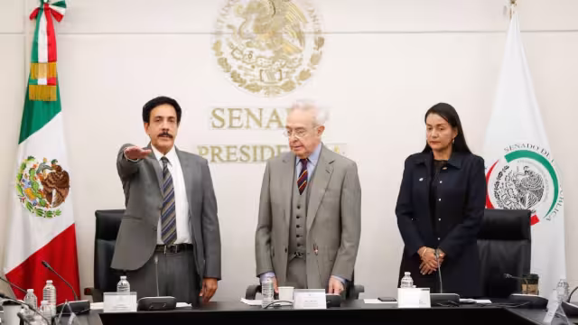 Omar Fayad fue avalado en comisiones del Senado para ser el embajador en Noruega