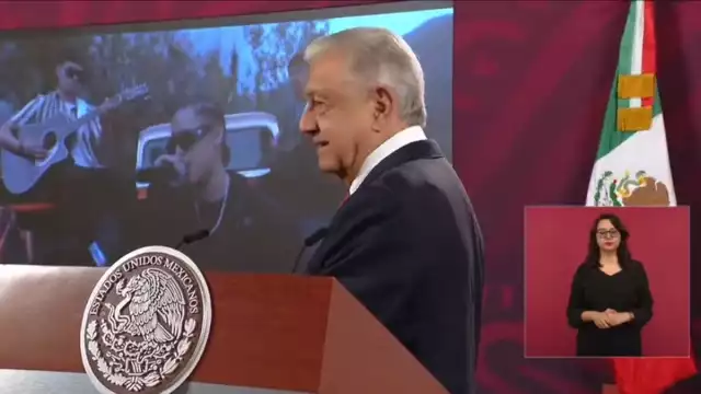 El mandatario tocó el tema y hasta puso a la agrupación durante la mañanera. Foto: Especial