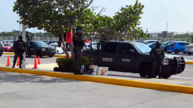 El Ejército Mexicano se encuentra desde hace 48 horas en el aeropuerto de Campeche