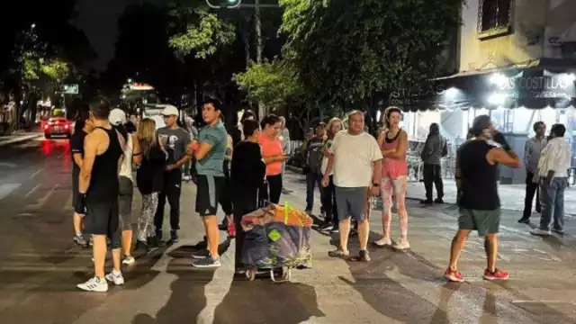 En un principio el Servicio Sismológico nacional reportó que  el sismo del 6 de octubre fue de magnitud 6.3 y posteriormente ajustó a 6.0