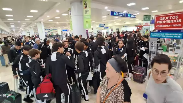 Emprenden el viaje para competir en un campeonato interno