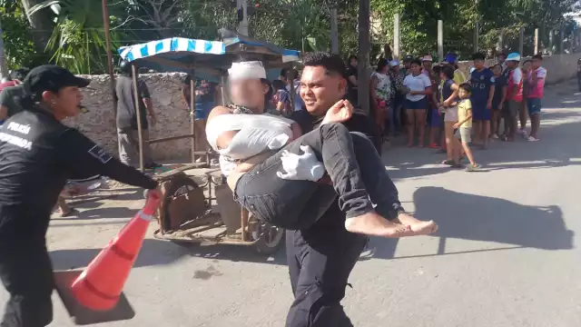 Al ver a la familia tendida solicitaron la presencia de las autoridades policiacas