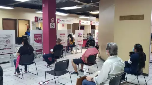 Dos de los seis módulos del INE que operan en Acapulco, funcionan de una manera móvil