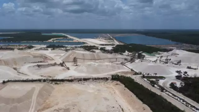 Se ha planteado nuevamente la posibilidad de adquirir las 2 mil 400 hectáreas que la empresa posee en el Caribe Mexicano