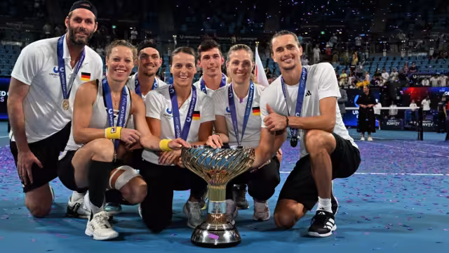 Luego de una remontada espectacular, el equipo alemán, liderado por Alexander Zverev, se coronó en el torneo mixto con formato, parecido y mejor al de la Copa Davis