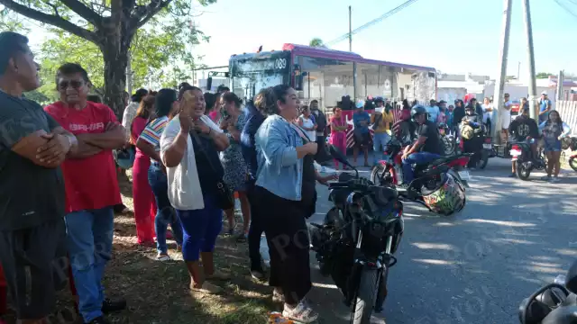 Tres mil usuarios afectados por bloqueos en Siglo XXI y Kalá; ARTEC analiza ajustes al transporte Ko’ox