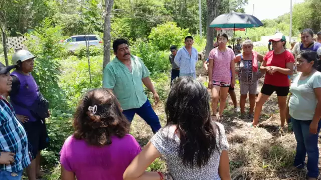 Vecinos pidieron al comisario ejidal aclarar el tema