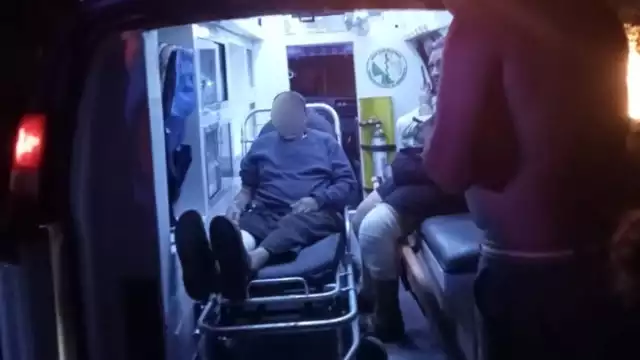 Ante el incendio de la camioneta, otros conductores tuvieron que detenerse