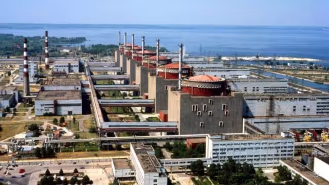 La central nuclear de Zaporiyia en Ucrania, estuvo cerca de un acidente cuando tuvo un corte temporal de energía eléctrica.