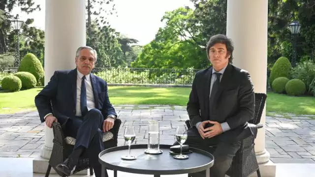 Este martes Javier Milei y Alberto Fernández tuvieron su primer encuentro para iniciar la transición en Argentina