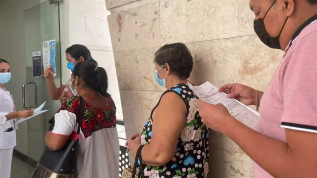 Para poder obtener este servicio solo deben de acudir al área de pre-consulta con su identificación oficial