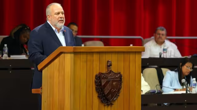 Manuel Marrero, Primer Ministro de Cuba, informó que en 2024 habrá aumento en tarifas de los combustibles y se eliminará el subsidio universal a la canasta básica