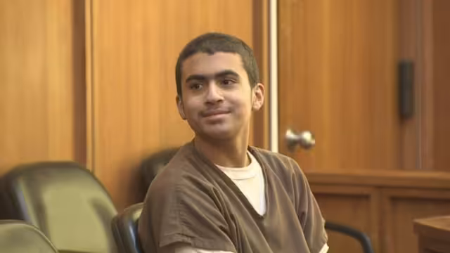 Derek Rosa se declaró inocente de matar a su madre