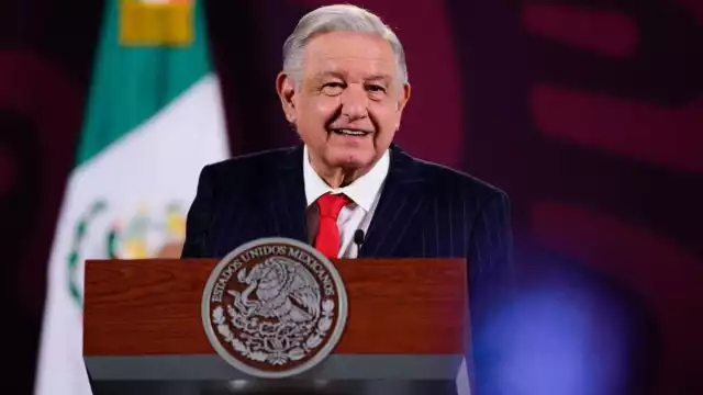 El Presidente Andrés Manuel López Obrador destacó que, a diferencia de administraciones pasadas, su gobierno asegura que los impuestos se destinan efectivamente al desarrollo nacional